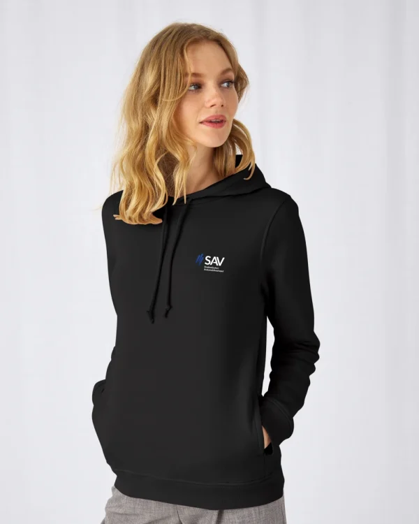 Hoodie milanoschwarz </br> bestickt